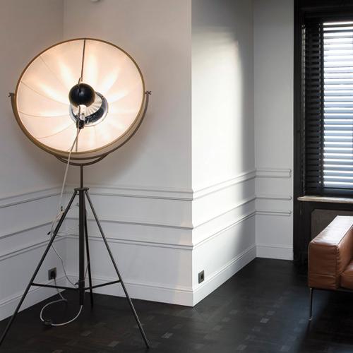 P4020 Cimaise murale Orac Decor - 5x3x200cm (h x p x L) - moulure décorative polyuréthane - Image 10