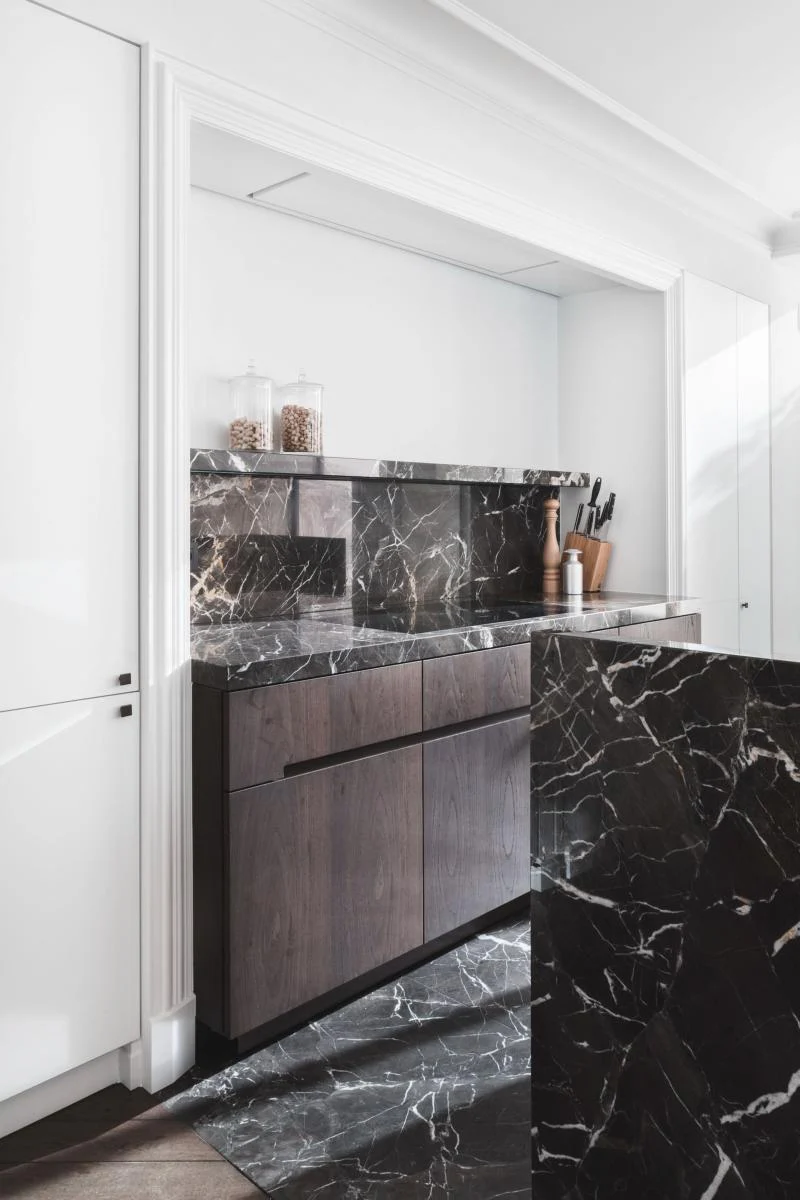 pack de 2 pieds d'encadrement de porte Orac Decor D330LR - Image 4